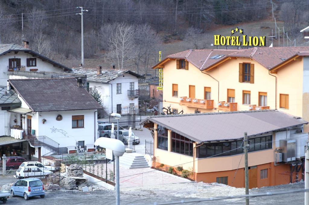 Hotel Lion Roure Turin Extérieur photo